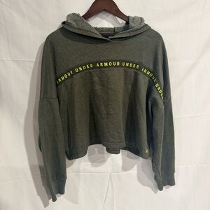 Under Armour Women's Dark Green Cowl Neck Sweater Crop Large